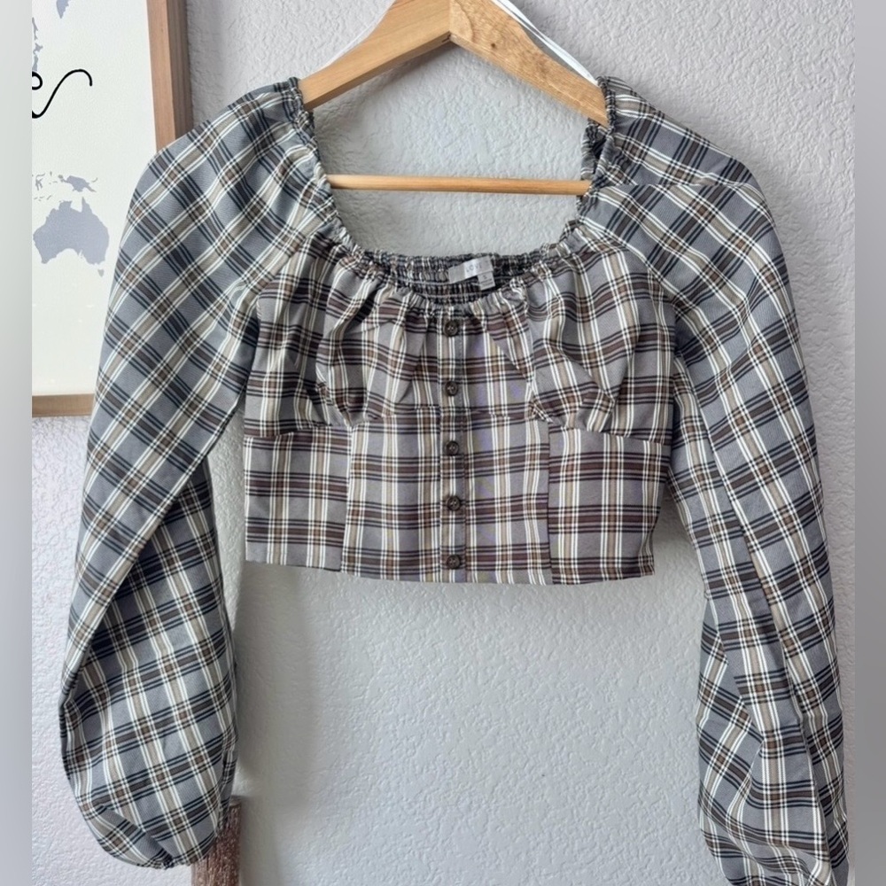 LOVE TREE CROP NWOT PLAID PUFF SLEEVE BLOUSE